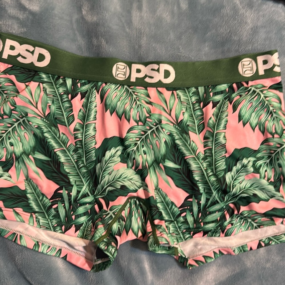 PSD athletic short. Great pink and leaf pattern. Size large